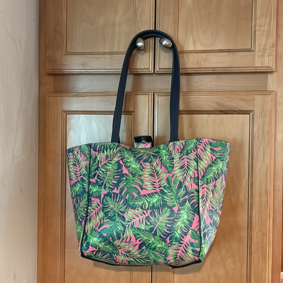 NWOT Tommy Bahama bag - Picture 5 of 15